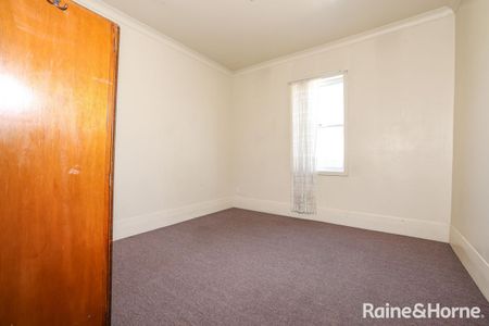 Centrally Located CBD - Available Now!!! - Photo 4