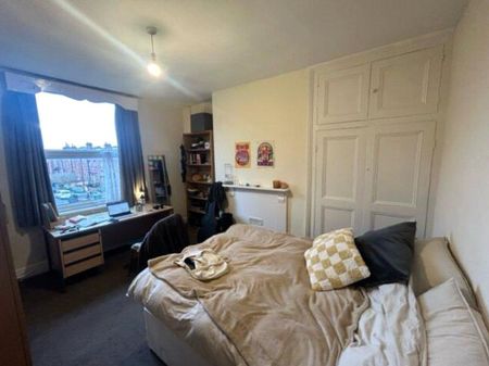 4 bedroom property to rent - Photo 4