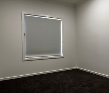 Stylish Living Meets Everyday Comfort! - Photo 1