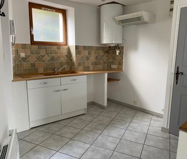 Location Appartement 1 pièce 22m² LABEGUDE 07200 - Photo 2