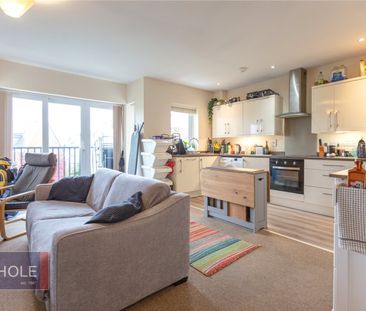 Royal Victoria Court, - Photo 2