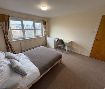 5 Bed Penthouse, Bannermill Place, AB24 - Photo 3