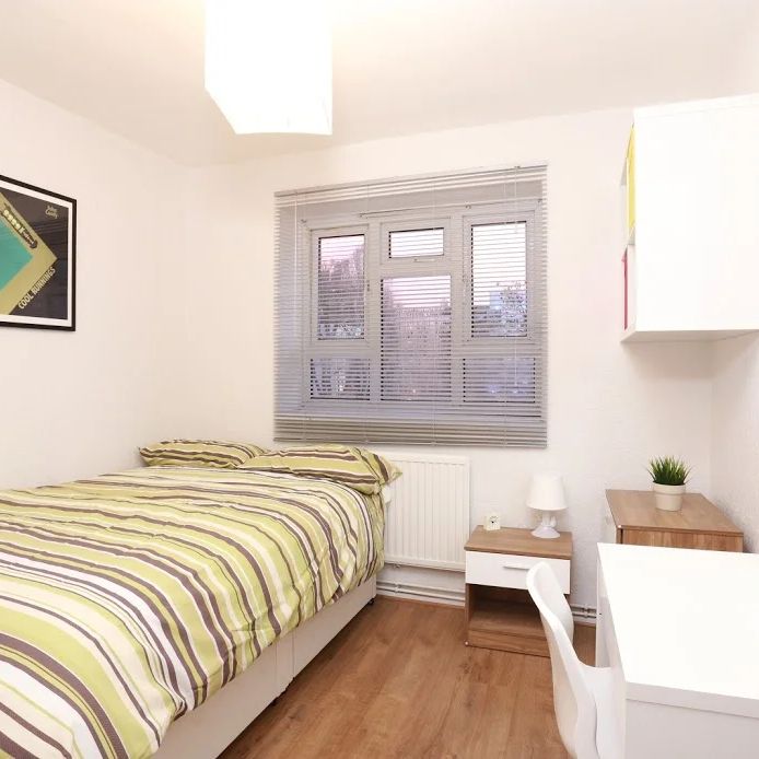 Limscott House – Room 3 - Photo 1