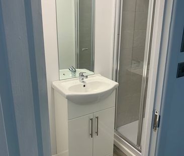 Room in a Shared House, Mary Road, B33 - Photo 3