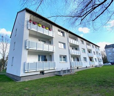 Ab sofort frei: Helle 3-Zimmer-Wohnung mit modernem Bad und Balkon - Foto 5