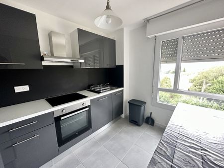 NIMES / ROUTE D'UZES - T2 MEUBLÉ avec BALCON, PARKING et CLIMATISATION - Photo 5