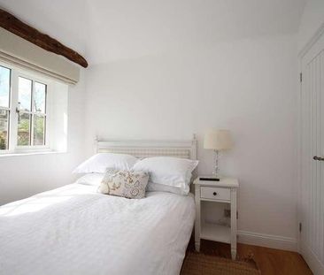 Holyport Street Holyport Maidenhead, SL6 - Photo 3