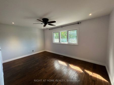 Property For Lease | N9264845 - Photo 2