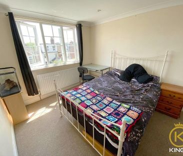 5 bedroom semi-detached house to rent - Photo 3