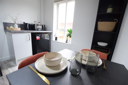 Brayford Court - Studio Room - 25/26 - Photo 4