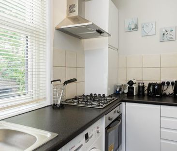 2 bedroom flat to rent - Photo 5