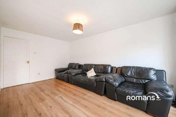 Ullswater, Bracknell, RG12 - Photo 1