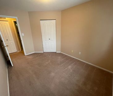 2-Bed Apartment Condo in Stony Plain - Photo 6