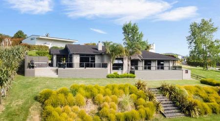 Great Lifestyle Living - Photo 2