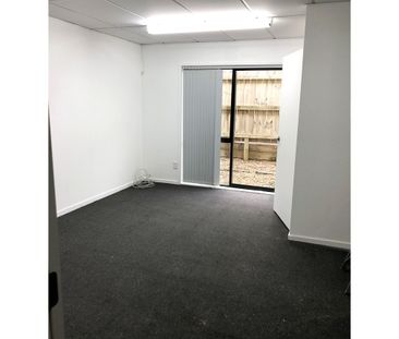 Unit 14, 13 Laidlaw Way, East Tamaki, Auckland - Photo 2