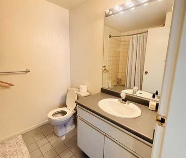 4000 West 33rd Avenue apartment — Vancouver, BC (7-Bedroom) - 7 Bedroom - Photo 5