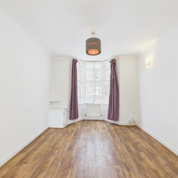 2 BED Terraced House To rent - Photo 1