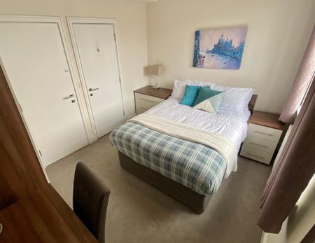 1 bedroom in a house share to rent - Photo 5