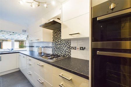 1 bedroom maisonette to rent - Photo 3