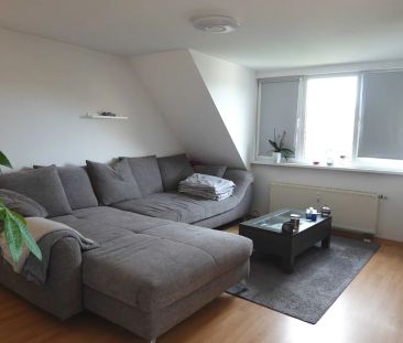 Hübsche 2-Zimmer-Maisonette im Dachgeschoss mit Westbalkon! - Foto 2