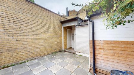 Studio to rent - Photo 4