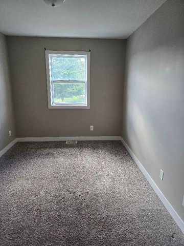 For Lease - 439 Athlone Avenue Unit# 2A, Woodstock, Ontario - Photo 3