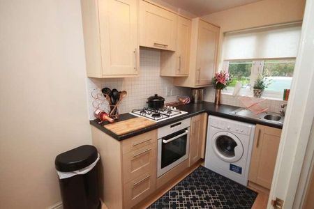 Tarpan Walk, Westbury, BA13 - Photo 4