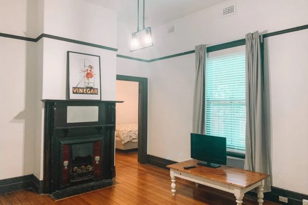 Stylish Three-Bedroom Home in Prime Richmond Location! - Photo 1