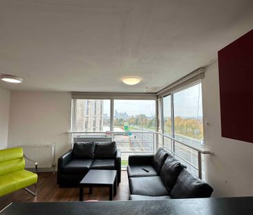 Penthouse Apartment - Photo 5