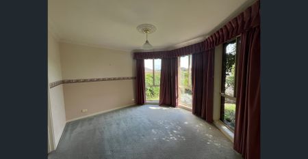 Convenient and Popular Location - Photo 2