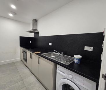 Colnbrook By Pass, Harmondsworth, West Drayton UB7, London - Photo 2