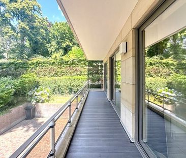 Standing appt 3 chambres avec spacieuse terrasse / Floride. - Photo 2