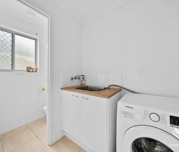 WALKING DISTANCE TO GARDEN CITY, LUXURY TOWNHOUSE FOR RENT, AIRCON ... - Photo 3