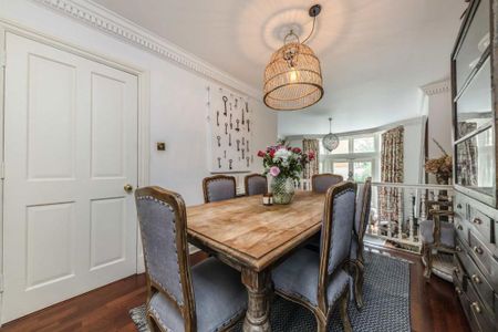 4 bedroom terraced house to rent - Photo 3