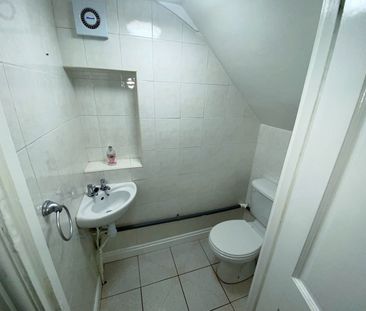 Room in a Shared House, Walsall Road, B42 - Photo 4