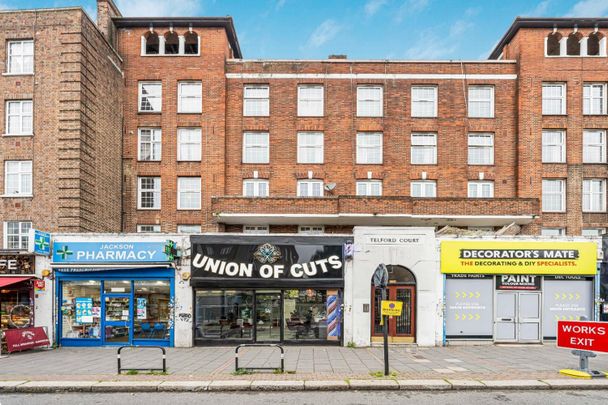 4 bedroom Flat To Let Total Size: 1196 SQ FT - Photo 1