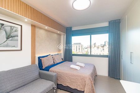 Loft com 1 quarto e 30m² para alugar em Rio Branco, Porto Alegre. - Photo 4