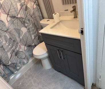 For Lease - 1176 Hamilton Road Unit# 203, London East, Ontario - Photo 2