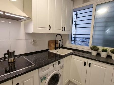 Calle Eduardo Ocón, Málaga, Andalusia 29008 - Photo 3