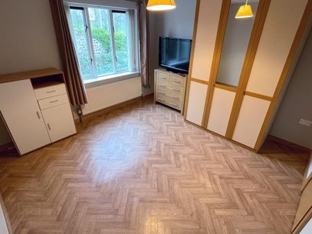 21 Village Court, Lurgan, BT67 0GW - Photo 4