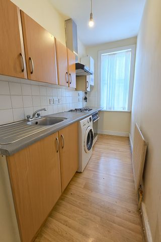 TWO BEDROOM FLAT TO RENT DALLAS ROAD HENDON NW4 - Photo 5