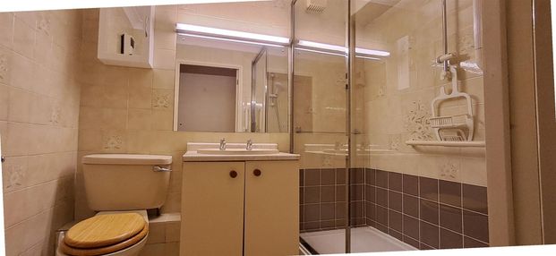 2 bed retirement property to rent in Elstree Road, Bushey, WD23 - Photo 1