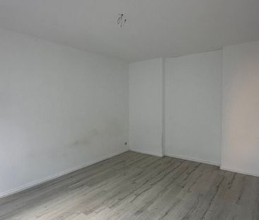 Appartement te huur in Oostende voor € 825 met 3 slaapkamers - Foto 1
