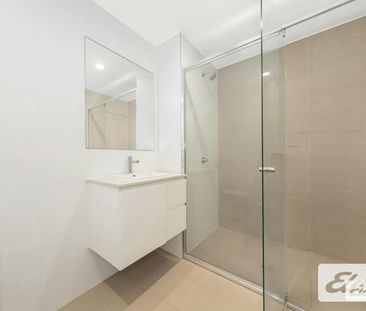 North Facing Modern Apartment - Photo 6