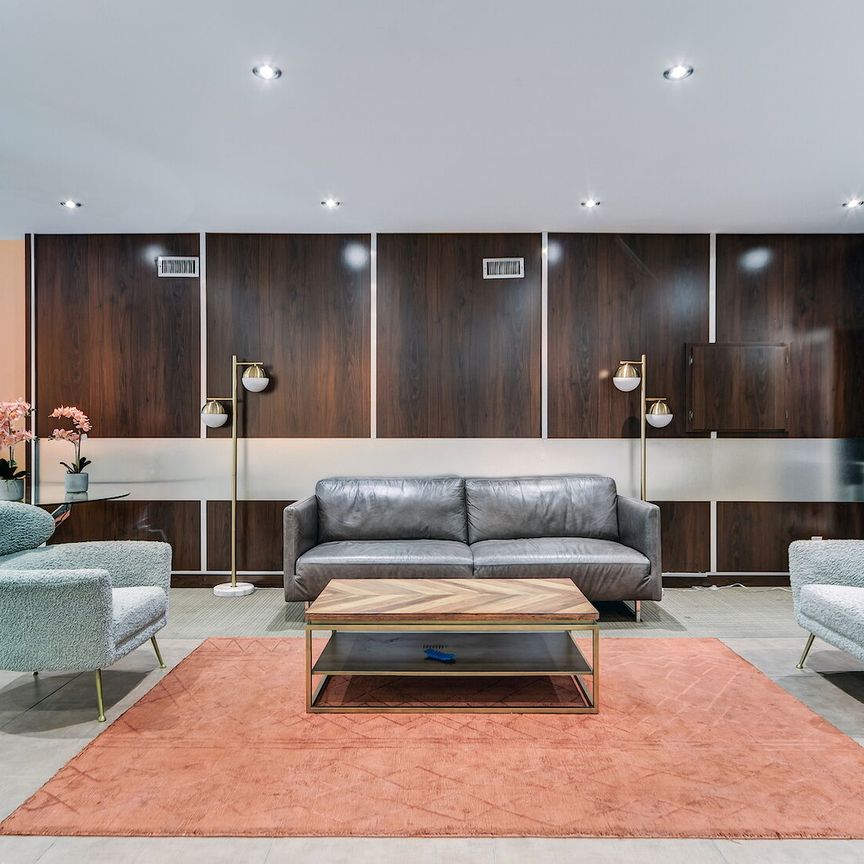 2125 Saint-Marc Street, Montréal, QC - Photo 1
