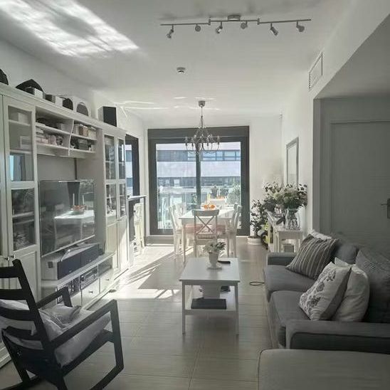 Plaça d'Europa, L'Hospitalet de Llobregat, Catalonia 08902 - Foto 1