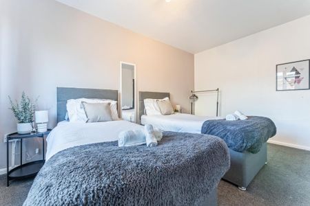 3 bedroom apartment to rent - Photo 5