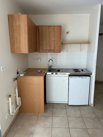 Location appartement 1 pièce 30.5 m² à Lyon 7e Arrondissement (69007) - Photo 2