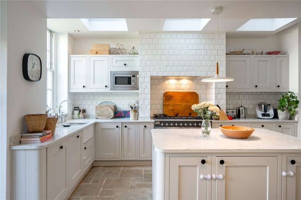 Distinguished Redland Stone Townhouse | Beautifully Renovated | Prime Clifton Address - Photo 1