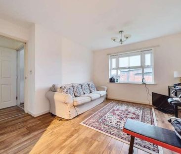 Banbury, Oxfordshire, OX16 - Photo 2